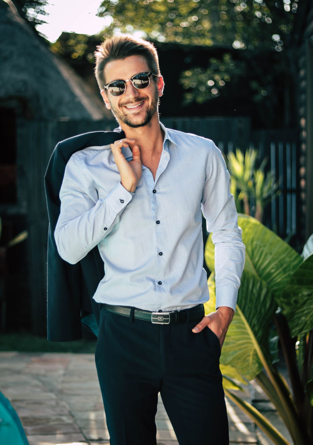 Peça de roupa com caimento fluido
